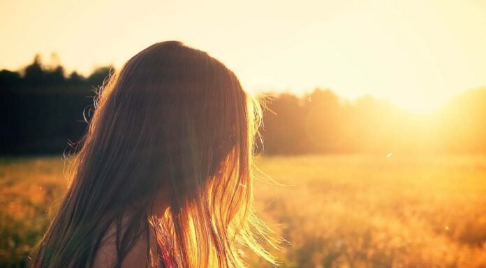 Lady Gaga Goes for Chicago’s Icy Polar Plunge